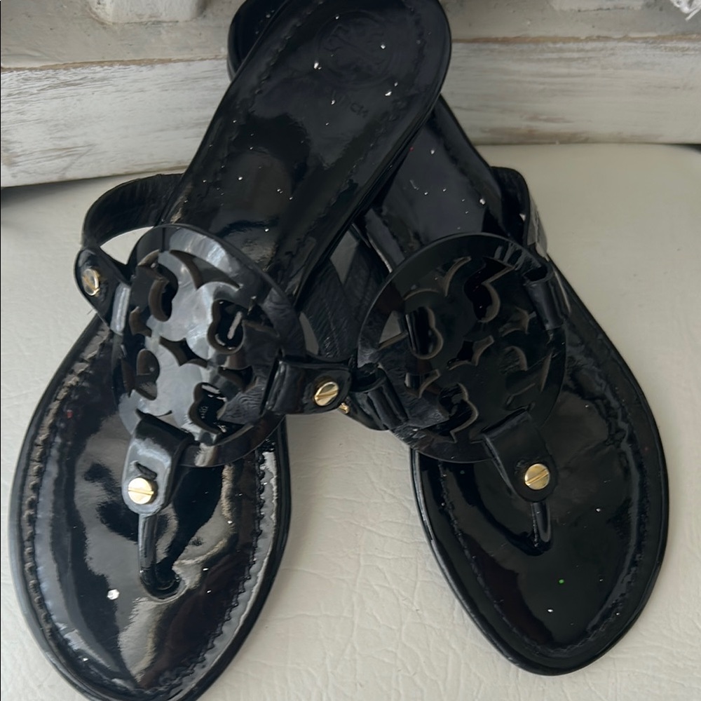 Tory Burch Black Sandals Elegant Design